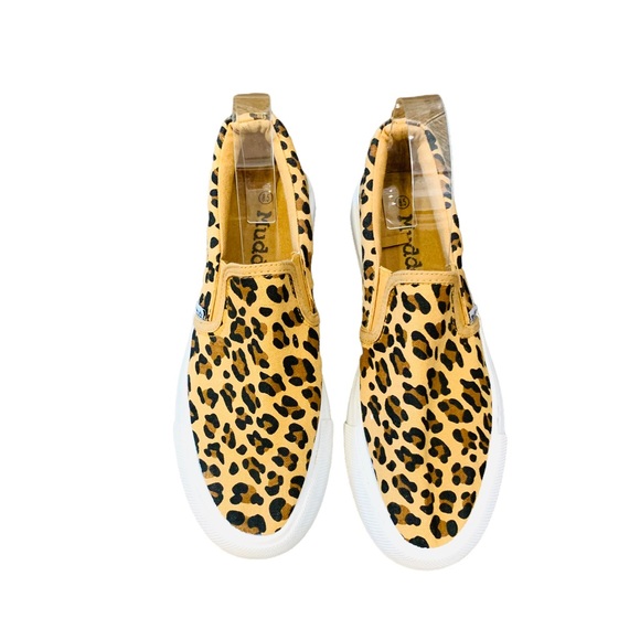 MUDD Leopard Print Platform Slip On Sneaker 8.5 - Picture 2 of 9
